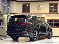 Lexus LX-Series