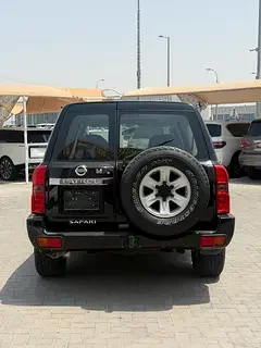 Nissan Patrol Safari