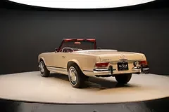 Mercedes-Benz SL-Class
