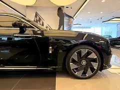 Rolls-Royce Spectre