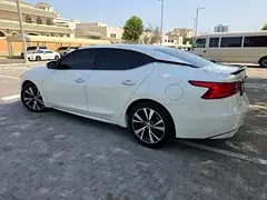 Nissan Maxima