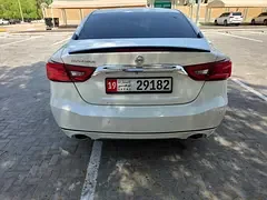 Nissan Maxima