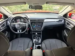 MG MG5