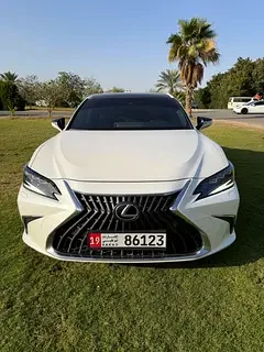 Lexus ES-Series