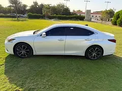 Lexus ES-Series