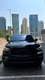 Infiniti QX80