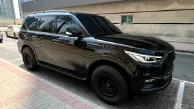 Infiniti QX80