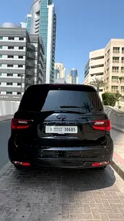 Infiniti QX80