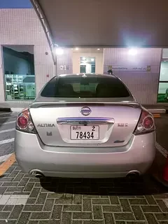 Nissan Altima