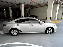 Lexus ES-Series