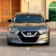 Nissan Maxima