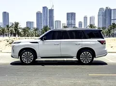 Infiniti QX80