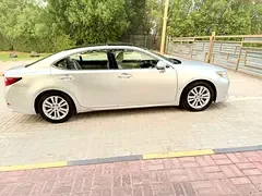 Lexus ES-Series