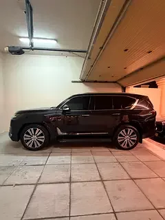 Lexus LX-Series