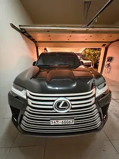 Lexus LX-Series