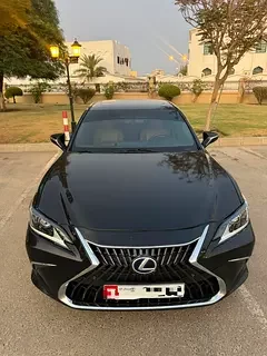 Lexus ES-Series
