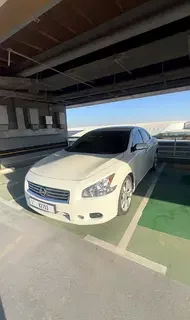 Nissan Maxima