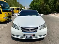 Lexus ES-Series