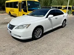 Lexus ES-Series
