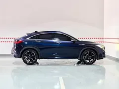 Infiniti QX55