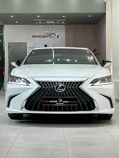 Lexus ES-Series