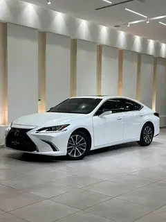 Lexus ES-Series