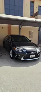 Lexus ES-Series