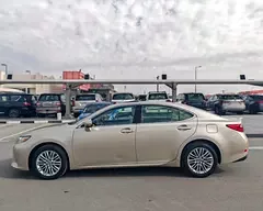 Lexus ES-Series