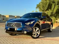 Infiniti QX70