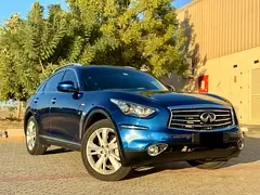 Infiniti QX70