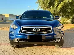 Infiniti QX70