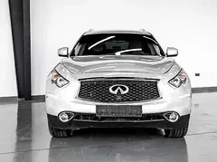 Infiniti QX70