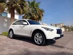Infiniti QX70