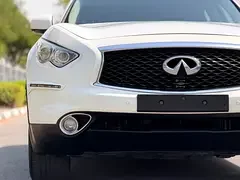 Infiniti QX70