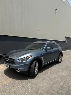 Infiniti QX70