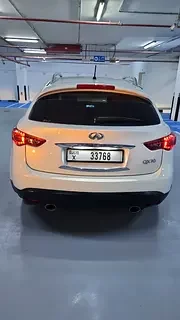 Infiniti QX70