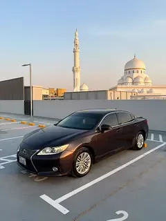Lexus ES-Series