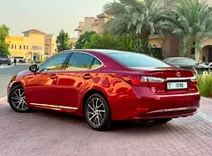 Lexus ES-Series