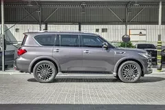 Infiniti QX80