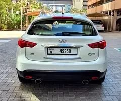 Infiniti QX70