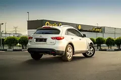 Infiniti QX70