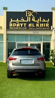 Infiniti QX70