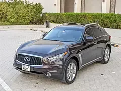 Infiniti QX70