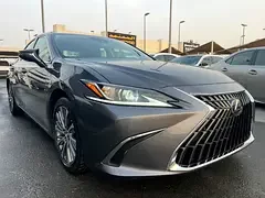 Lexus ES-Series