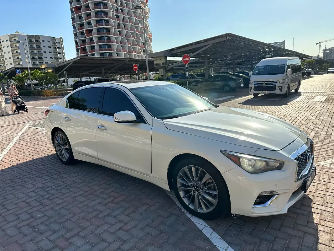 Infiniti Q50