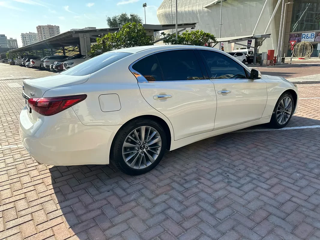 Infiniti Q50