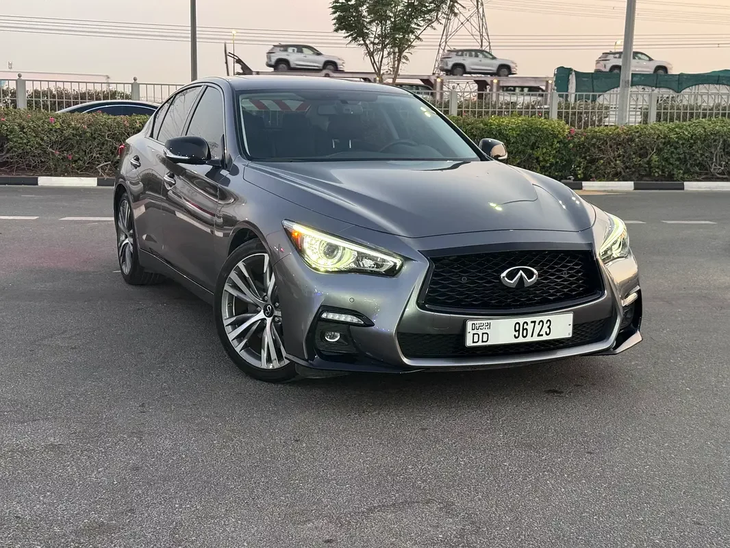 Infiniti Q50