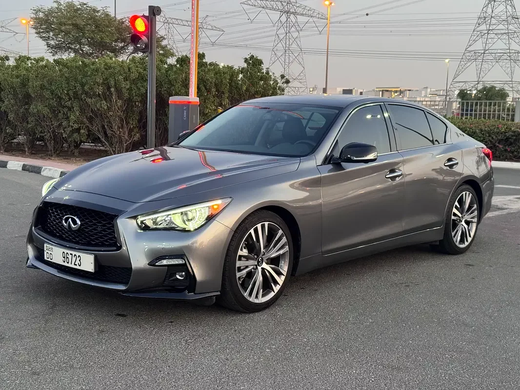 Infiniti Q50