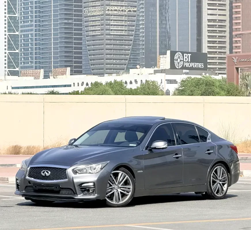 Infiniti Q50