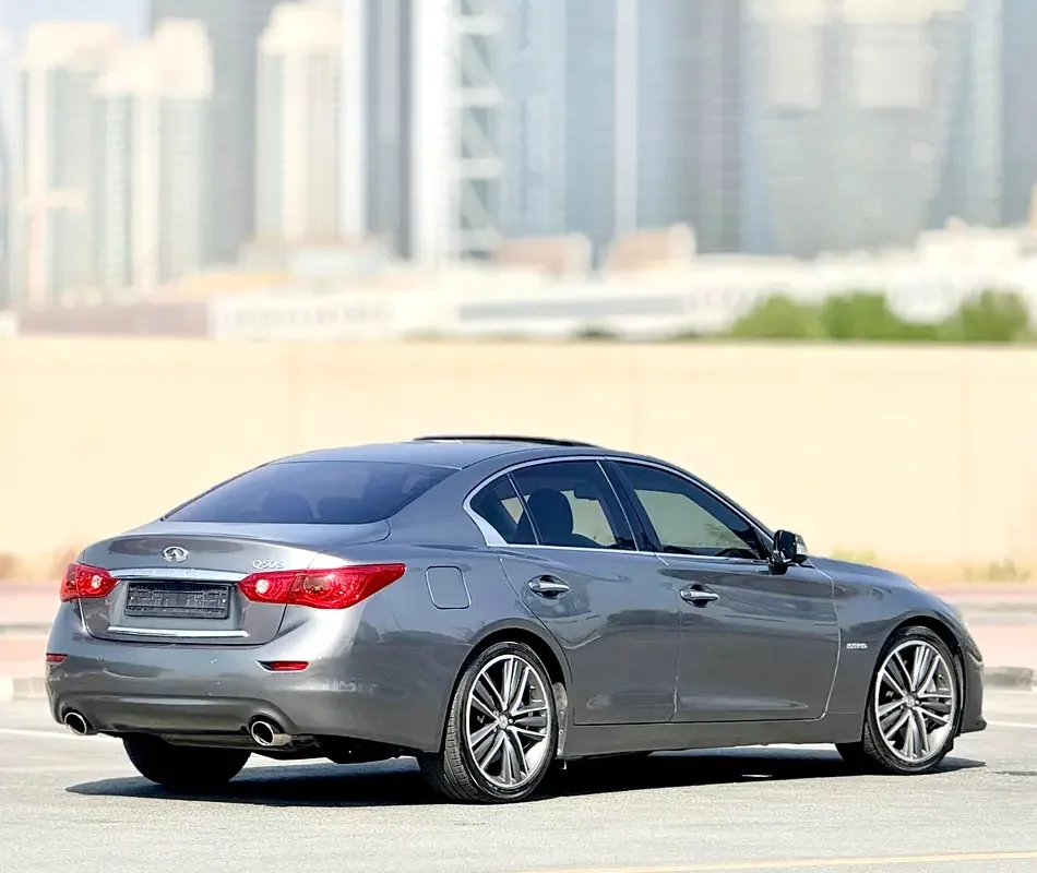 Infiniti Q50